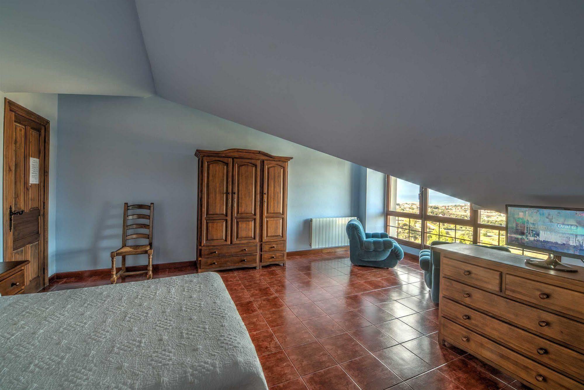 Posada De Ajo Dış mekan fotoğraf